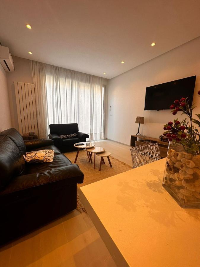 App Avec Jardin Dans Un Hotel แกมมาร์ท ภายนอก รูปภาพ