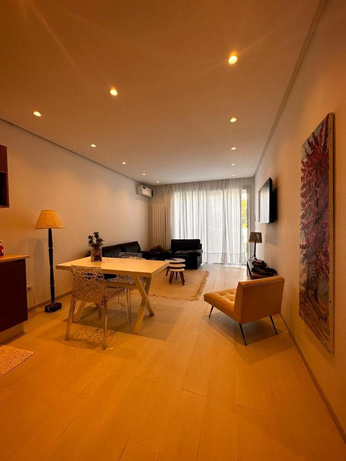 App Avec Jardin Dans Un Hotel แกมมาร์ท ภายนอก รูปภาพ